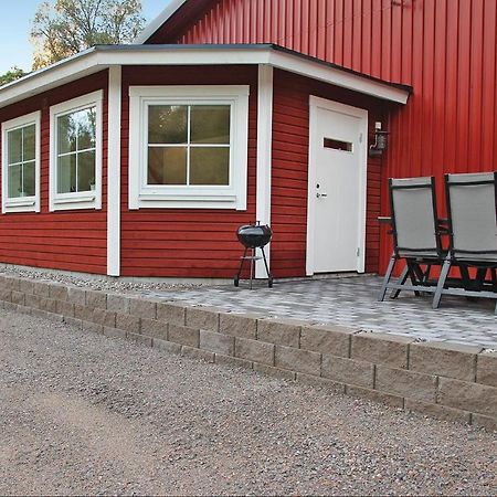 2 Bedroom Cozy Apartment In Habo Mullsjo Exterior photo